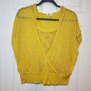 Moth Anthropologie Hooded Pullover Light Knit Sweater Sz M/L Yellow